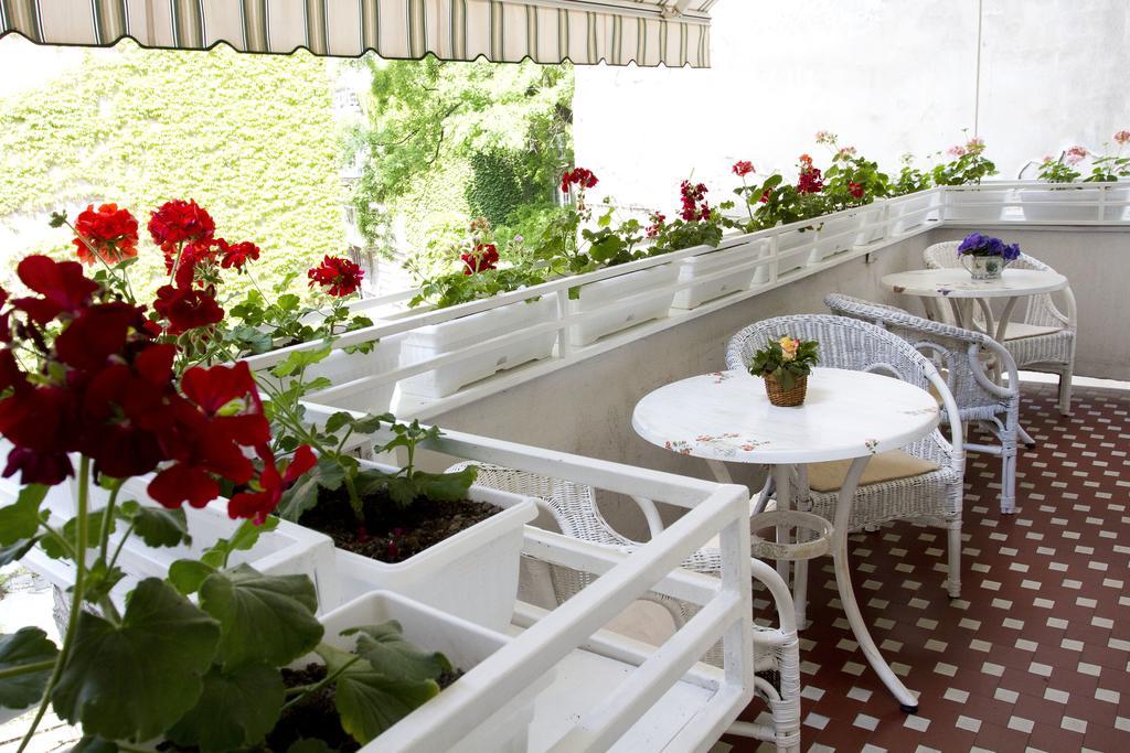Hostel Beogradjanka Екстериор снимка